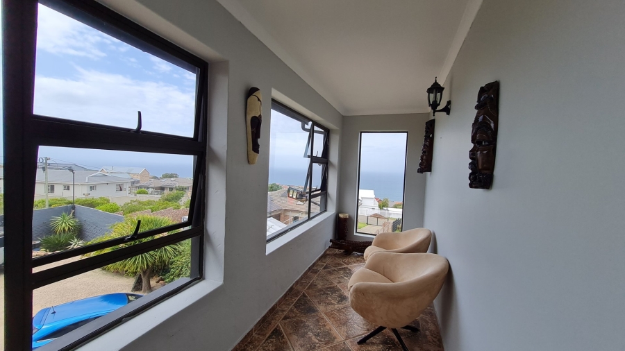 10 Bedroom Property for Sale in Dana Bay Western Cape